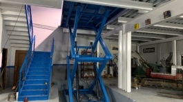 Plataforma elevadora tijera vista extendida